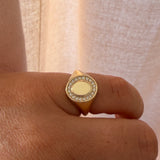 ENGRAVABLE SIGNET RING LAB DIAMONDS