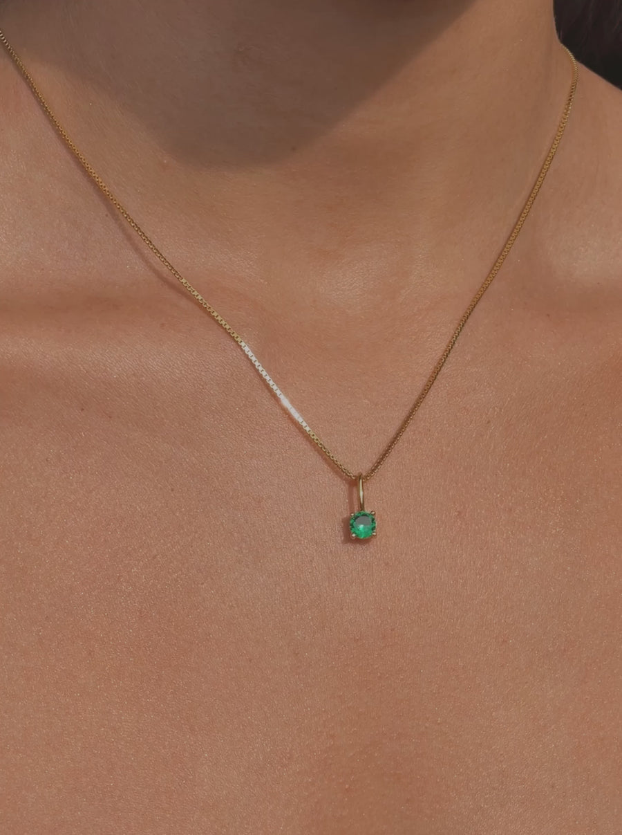 MAY BIRTHSTONE NECKLACE PETITE